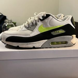 Nike AirMax 90’. Size 11